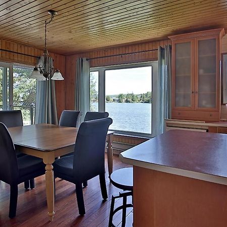 Saint-Hermenegilde Ranch St-Hubert B&B 외부 사진