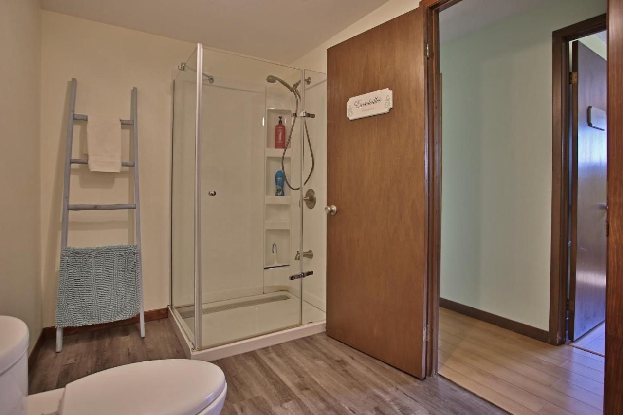 Saint-Hermenegilde Ranch St-Hubert B&B 외부 사진