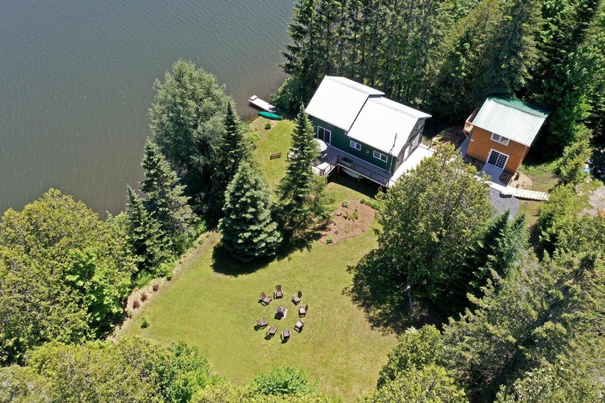 Saint-Hermenegilde Ranch St-Hubert B&B 외부 사진