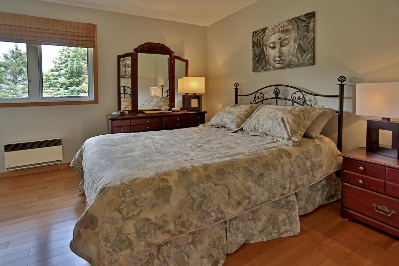 Saint-Hermenegilde Ranch St-Hubert B&B 외부 사진