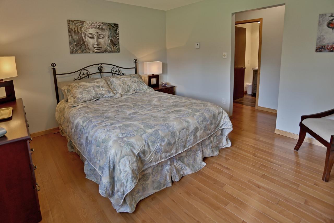 Saint-Hermenegilde Ranch St-Hubert B&B 외부 사진
