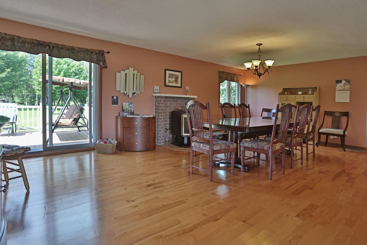 Saint-Hermenegilde Ranch St-Hubert B&B 외부 사진