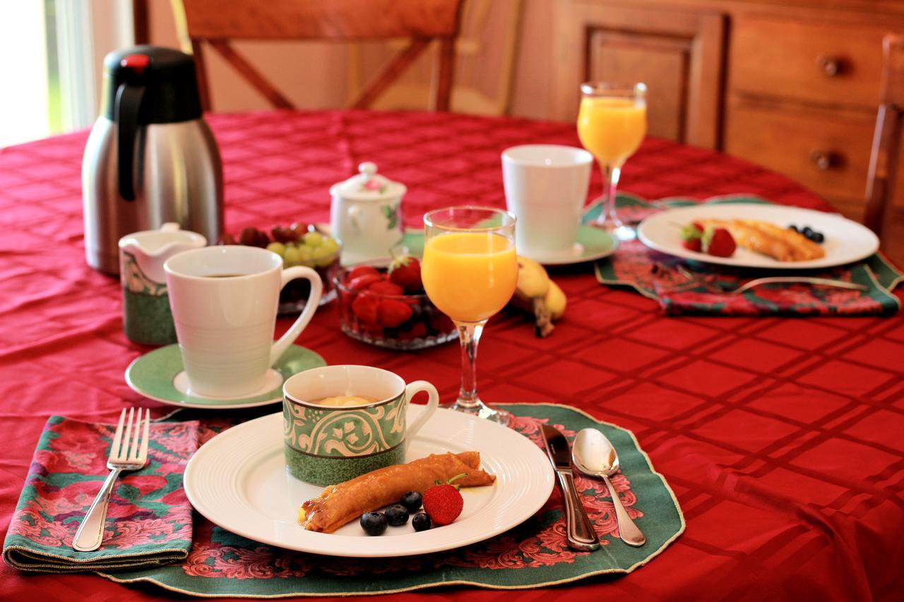 Saint-Hermenegilde Ranch St-Hubert B&B 외부 사진